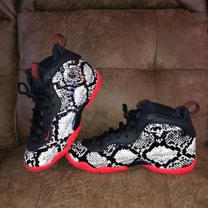 Grade School size youth  7 Nike Air Foamposite One